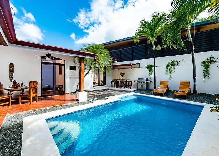 Remodeled Casa Tropical W Private Pool Сasa de vacaciones Tamarindo